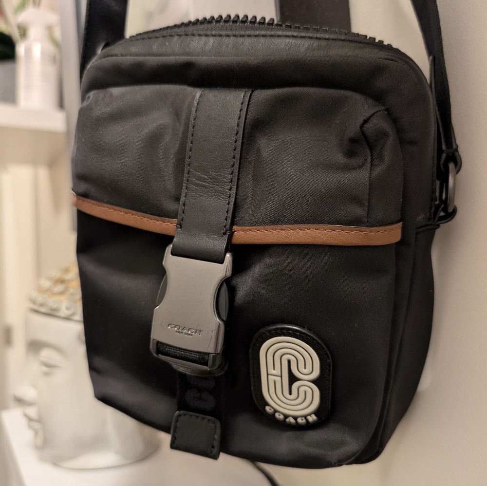 Coach Max Black and Brown Crossbody Bag